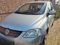 Gebraucht VW Fox 54 PS (39 kW) 2005 Silber Kleinwagen