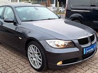 Gebraucht BMW 318 129 PS (94 kW) 2007 Grau Limousine