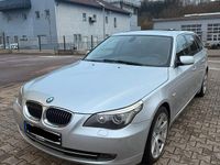Gebraucht BMW 525 197 PS (144 kW) 2007 Silber Kombi