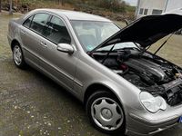 Gebraucht Mercedes C240 Elegance 170 PS (125 kW) 2004 Grau Limousine