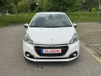 Gebraucht Peugeot 208 Allure 110 PS (80 kW) 2017 Weiß Kleinwagen