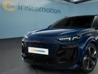 Second-hand Audi SQ6 e-tron 359 kW (489 CP) 2025 Albastru SUV