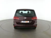 Gebraucht VW Sharan Trendline 150 PS (110 kW) 2018 Rot Van / Kleinbus