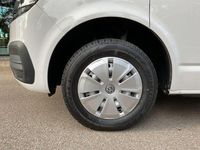 Gebraucht VW T6.1 Trendline 150 PS (110 kW) 2021 Candyweiß Van