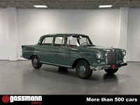 Gebraucht Mercedes 190 80 PS (58 kW) 1964 Grün Limousine