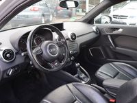 gebraucht Audi A1 S line Sportpaket Automatik Bi-Xenon Leder