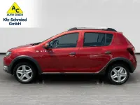 Gebraucht Dacia Sandero Prestige 90 PS (66 kW) 2015 Rot Limousine