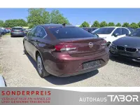 Gebraucht Opel Insignia Innovation 165 PS (121 kW) 2018 Rot Limousine