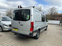 Gebraucht Mercedes Sprinter 163 PS (119 kW) 2020 Silber Van
