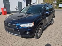 Gebraucht Mitsubishi Outlander Intense 156 PS (114 kW) 2012 Blau SUV