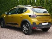 Neu Dacia Sandero Expression 110 PS (80 kW) 2026 Gelb SUV