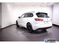 Gebraucht VW Touareg Basis 421 PS (309 kW) 2020 Weiß SUV