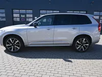 Gebraucht Volvo XC90 235 PS (172 kW) 2023 Silver dawn metallic SUV