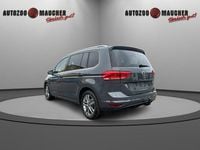 Neu VW Touran 150 PS (110 kW) 2025 Delfingrau metallic Van / Kleinbus