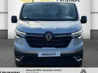 Neu Renault Trafic Komfort 150 PS (110 kW) 2026 Highlandgrau metallic Van / Kleinbus