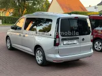 Gebraucht VW Caddy Maxi 114 PS (83 kW) 2023 Silber Van / Kleinbus