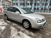 Usata Opel Vectra 155 CV (114 kW) 2005 Argento Berlina