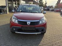 Gebraucht Dacia Sandero Stepway 87 PS (63 kW) 2010 Feuerrot Kleinwagen