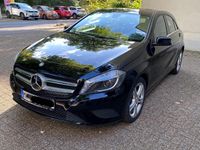 Gebraucht Mercedes A200 115 PS (84 kW) 2015 Schwarz Limousine