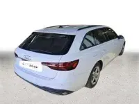 Gebraucht Audi A4 Basis 163 PS (119 kW) 2022 Weiß Kombi