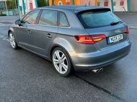 gebraucht Audi A3 Sportback S line Sportpaket ACC