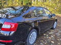 Second-hand Skoda Octavia 116 CP (85 kW) 2016 Negru Hatchback