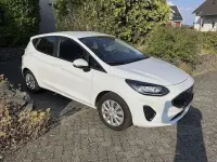 Gebraucht Ford Fiesta Cool & Connect 75 PS (55 kW) 2022 Weiß Kleinwagen