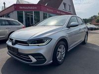Gebraucht VW Polo Style 95 PS (69 kW) 2024 Silber Kleinwagen