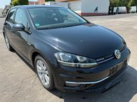 Gebraucht VW Golf VII Comfortline 131 PS (96 kW) 2019 Schwarz Limousine