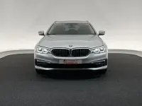Gebraucht BMW 520 Luxury Line 190 PS (139 kW) 2019 Glaciersilber Kombi