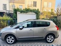 Gebraucht Peugeot 3008 Platinum 156 PS (114 kW) 2011 Gold Kombi