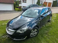 Gebraucht Opel Insignia 140 PS (102 kW) 2014 Schwarz Limousine