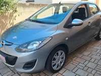 Gebraucht Mazda 2 95 PS (69 kW) 2014 Grau Limousine