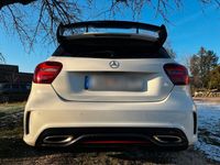 gebraucht Mercedes A250 Sport - AMG / Night / 19" / LED / Navi