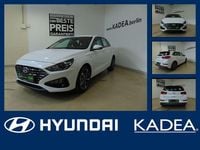 Gebraucht Hyundai i30 120 PS (88 kW) 2024 Atlas white / sol Limousine