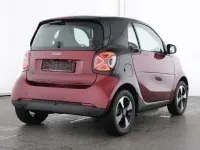 Gebraucht Smart ForTwo Coupé Passion Exclusive 60 kW (82 PS) 2024 Rot Kleinwagen
