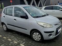 Gebraucht Hyundai i10 69 PS (50 kW) 2009 Silber Kleinwagen