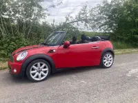 Gebraucht Mini Cooper Cabriolet 122 PS (89 kW) 2013 Rot Cabrio