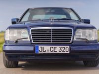 Gebraucht Mercedes E320 Sportline 220 PS (161 kW) 1995 Blau Coupé