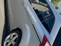 Gebraucht Ford C-MAX 125 PS (91 kW) 2011 Silber Van / Kleinbus