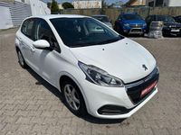 Gebraucht Peugeot 208 Active 82 PS (60 kW) 2017 Weiß Kleinwagen