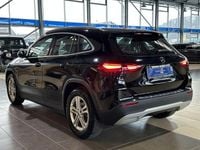 Gebraucht Mercedes GLA180 150 PS (110 kW) 2024 Schwarz SUV