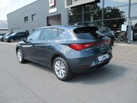 Neu Seat Leon 150 PS (110 kW) 2025 Grau Limousine