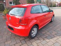 Gebraucht VW Polo 75 PS (55 kW) 2011 Rot Kleinwagen