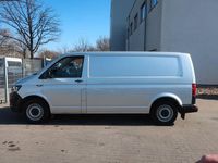 Gebraucht VW T6 114 PS (83 kW) 2017 Silber Van
