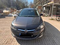 Gebraucht Opel Astra 110 PS (80 kW) 2014 Schwarz Kombi