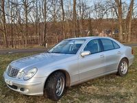 Gebraucht Mercedes E240 Classic 177 PS (130 kW) 2003 Silber Limousine
