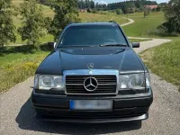 Gebraucht Mercedes E250 94 PS (69 kW) 1989 Schwarz Kombi