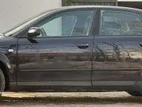 Gebraucht Audi A4 105 PS (77 kW) 2001 Blau Limousine