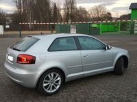 Gebraucht Audi A3 Ambition 140 PS (102 kW) 2012 Silber metallic Kleinwagen